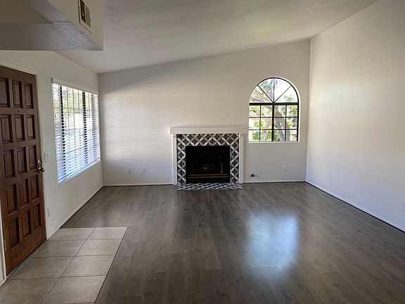 2nd image of 4230 Porte De Palmas Unit 46