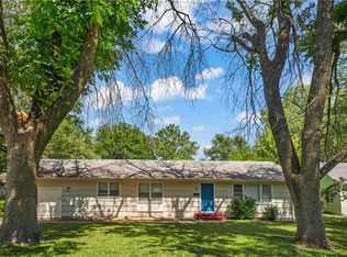 13817 Belmont Ave, Grandview, MO 64030