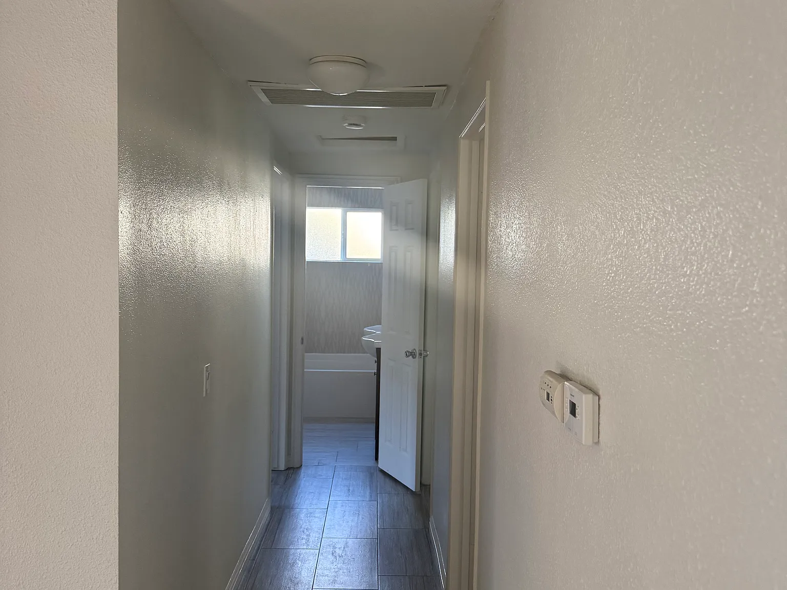 E Rancho Rd, Corona — Photo 4