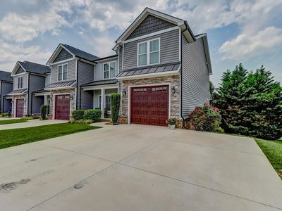 1013 Cobblestone Ln, Forest, VA, 24551