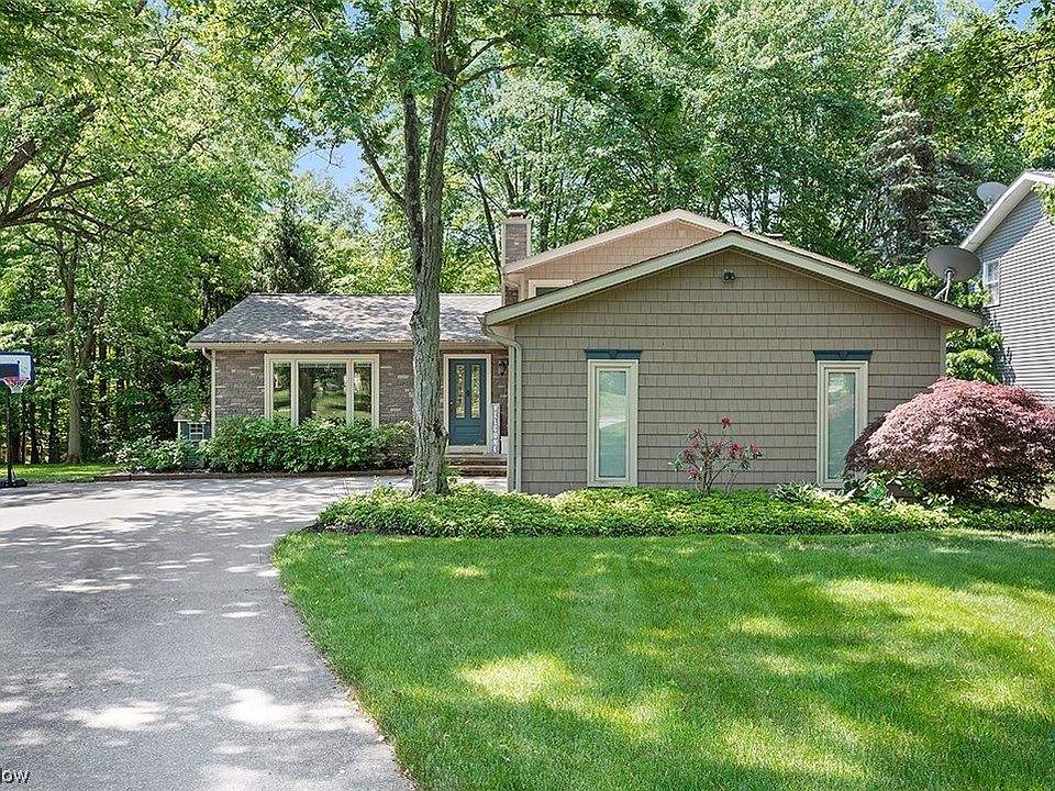 32180 Tracy Ln, Solon, OH 44139 Zillow