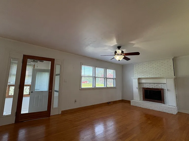 Large Living Room w/ Wood Burning Fireplace