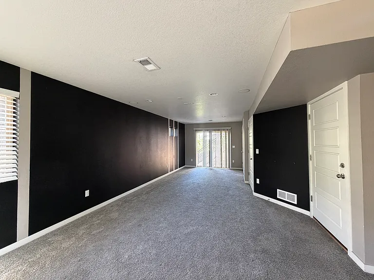 4456 Elegant St — Photo 33