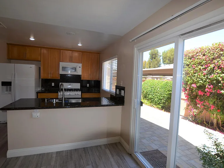 70 Briarwood — Photo 8