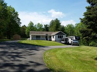 1 Angelo Dr, Troy, NY 12180