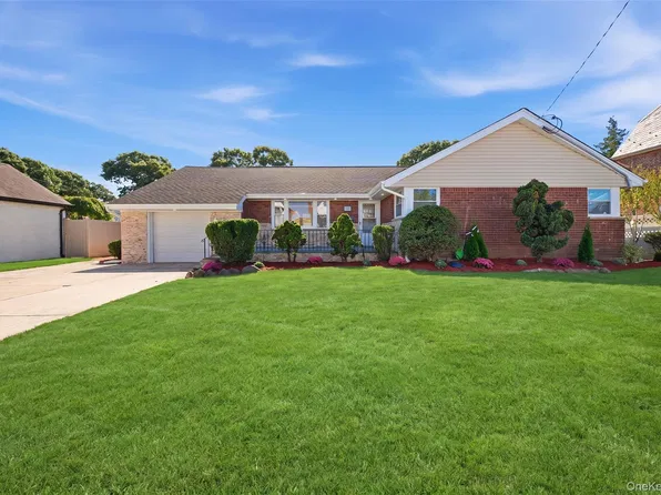 2228 1st Street, East Meadow, NY 11554
