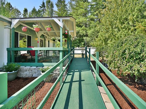3rd image of 18241 W Winter Green Ln