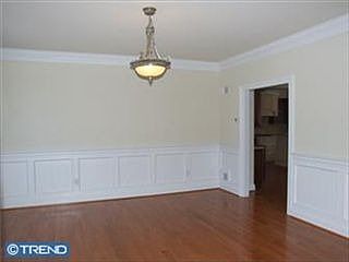 5th image of 105 Sycamore Knoll Ln
