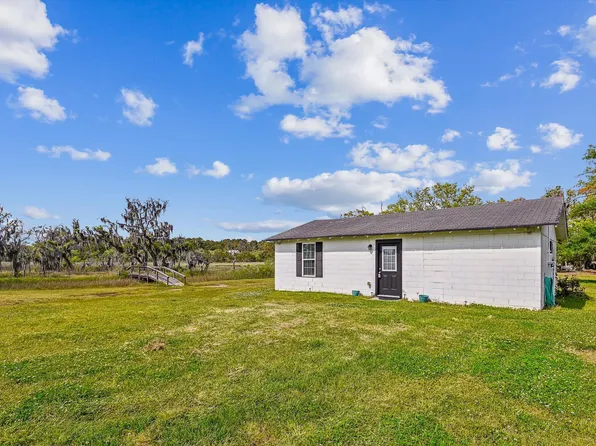 6504 Rozier Rd, Meggett, SC 29449