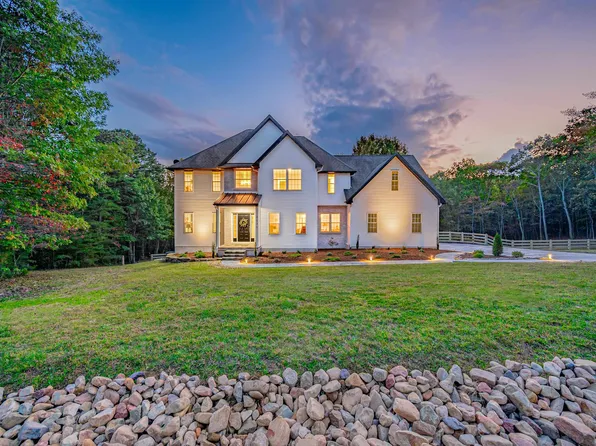 3530 Evergreen Trl, Blacksburg, VA 24060