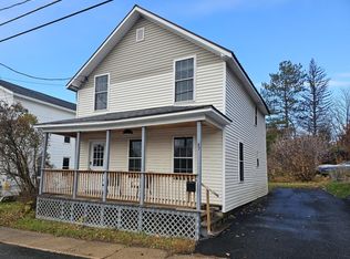 37 Broad St, Tupper Lake, NY 12986