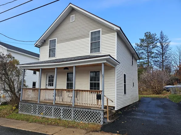 37 Broad St, Tupper Lake, NY 12986