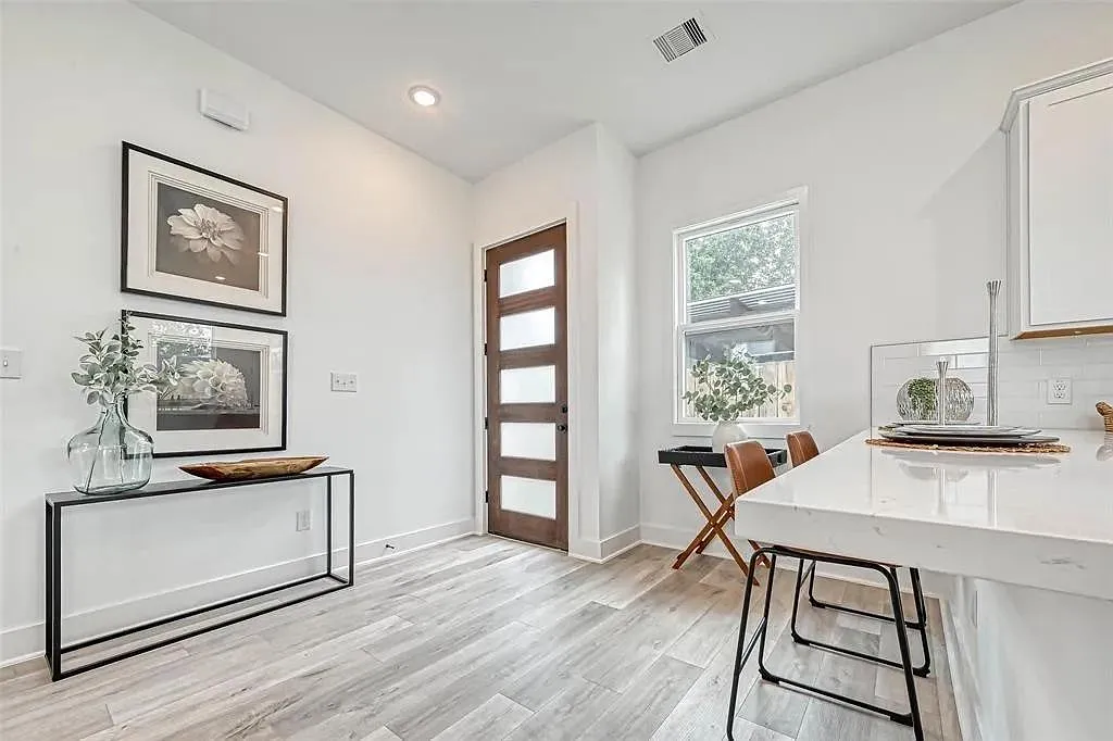 9306 Arledge St — Photo 2