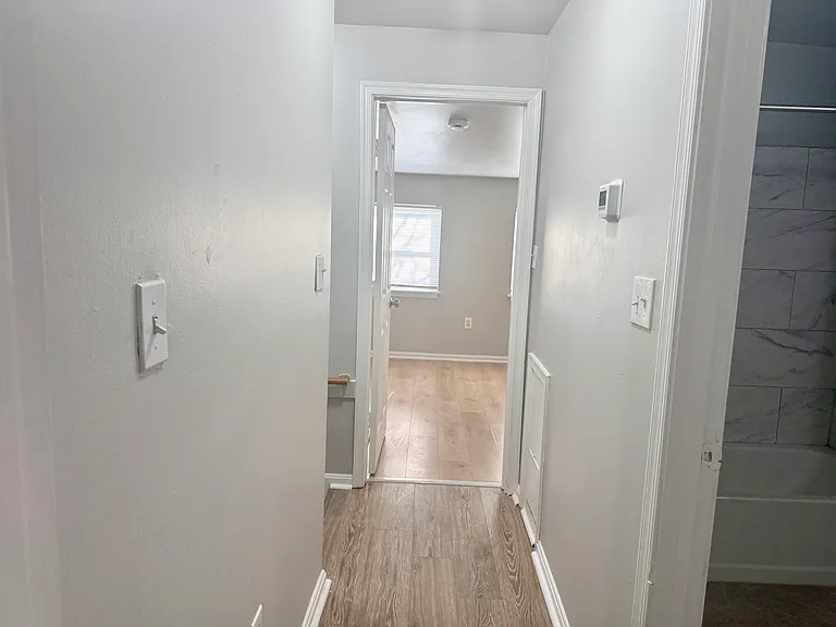 925 Bennett Pl #2B — Photo 10