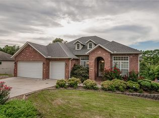 30 Ettington Dr, Bella Vista, AR 72714