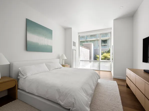 311 West Broadway image 7 of 13