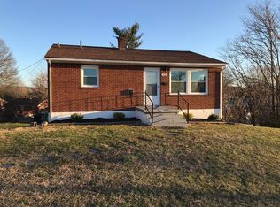 2310 Sherman Dr NW, Roanoke, VA 24017