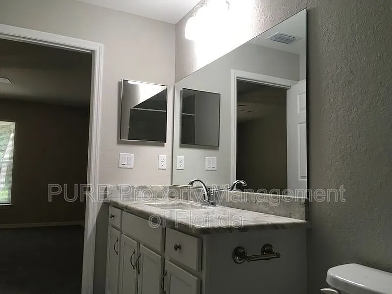 14693 SW 21st Ter — Photo 13