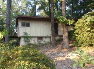 4811 E Shore Dr, Memphis, TN 38109