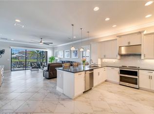 11816 Meadowrun Cir, Fort Myers, FL 33913