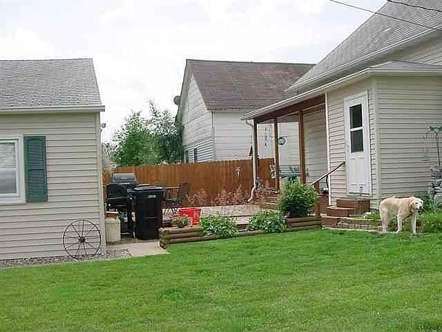 2nd image of 302 E Williams St
