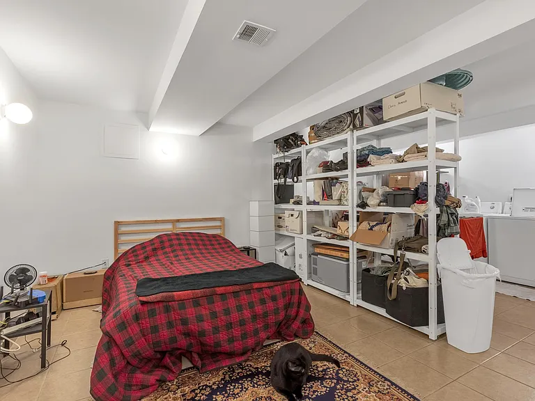 4821 Florence Ave #D — Photo 9