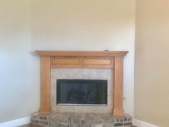 5th image of 2203 Brierfield Dr