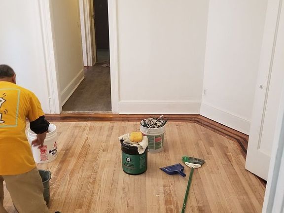 4th image of 3309 31st Ave APT 2H
