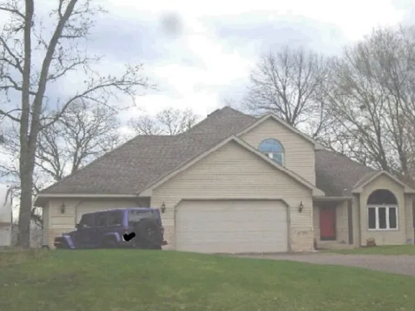 23318 Salish St NW, Saint Francis, MN 55070