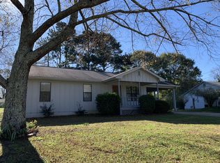 5839 Overby Rd, Flowery Branch, GA 30542