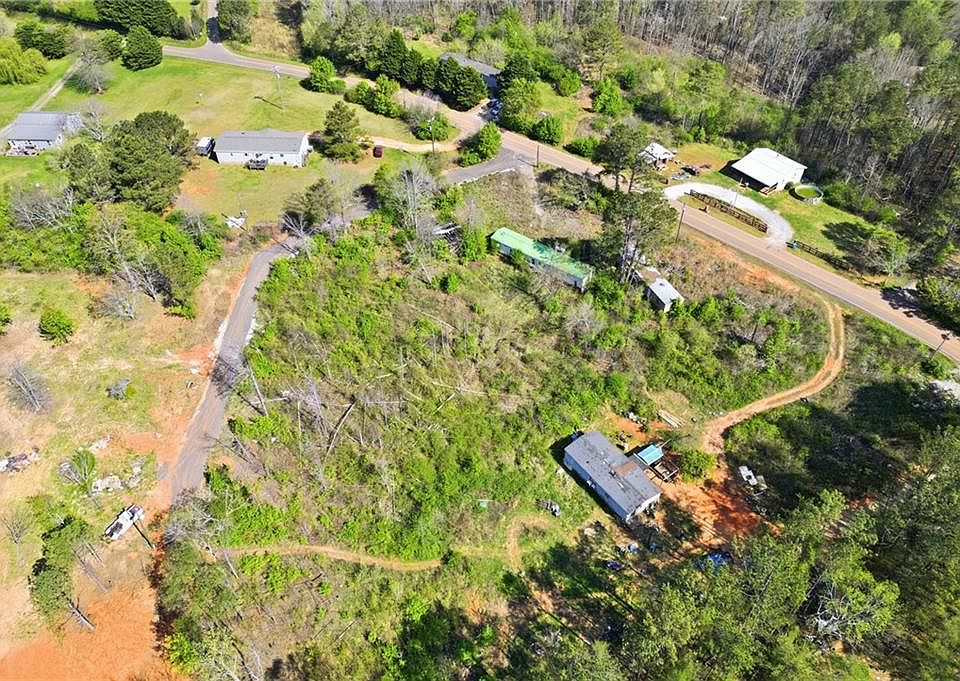 1st image of 17 Line Crest Dr