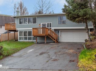 7940 Ascot St, Anchorage, AK 99502
