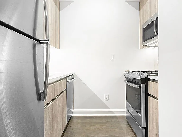 15 Park Row #8J — Photo 7