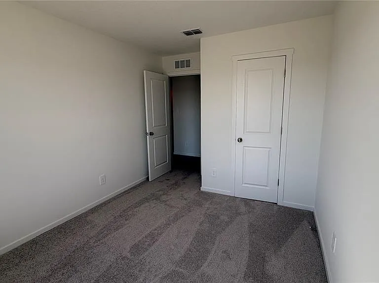 807 Lynx St — Photo 12
