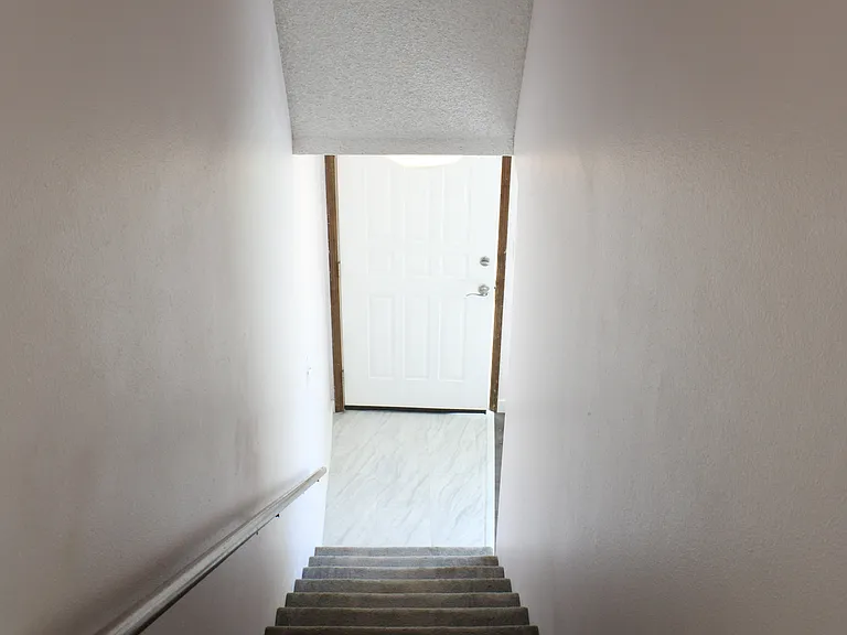 7104 NE 43rd St #1-C — Photo 19