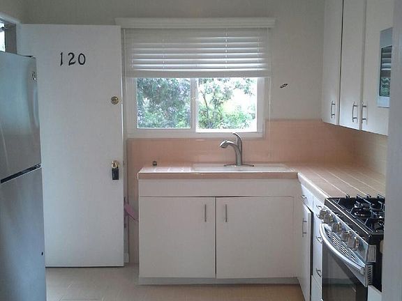2nd image of 120 E Sola St
