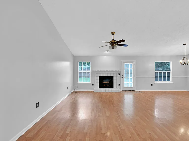 9687 Hersham Ct — Photo 10