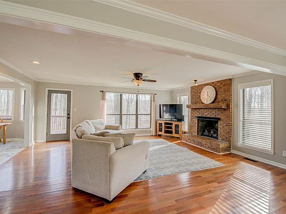 4th image of 8405 Bon Lin Dr