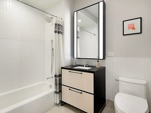 5th image of 15310 88th Ave #300