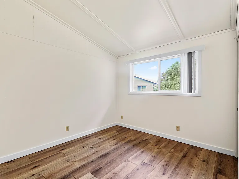 512 S Main St #3 — Photo 17