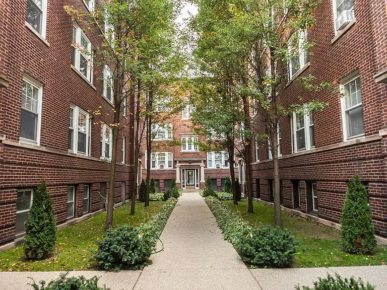 5314 N Winthrop Ave #3E — Photo 1