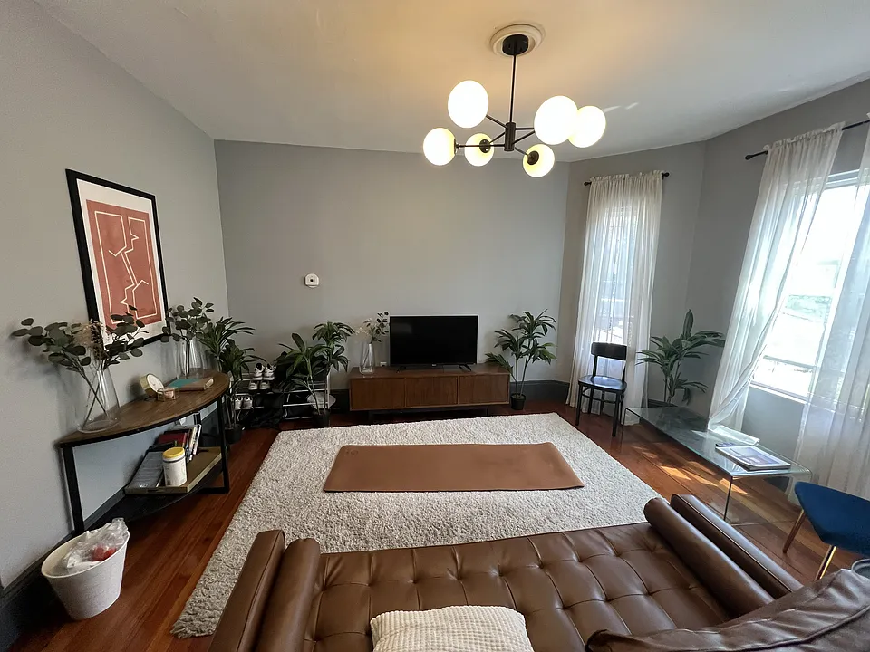 195 Hancock St #1