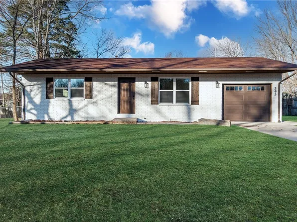343 N Davis St, Pea Ridge, AR 72751