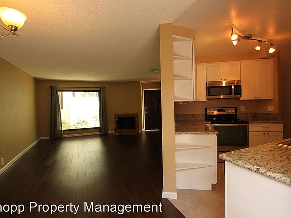 5th image of 3970 Voltaire St