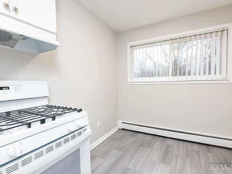 Wildflower Apartments — Photo 9