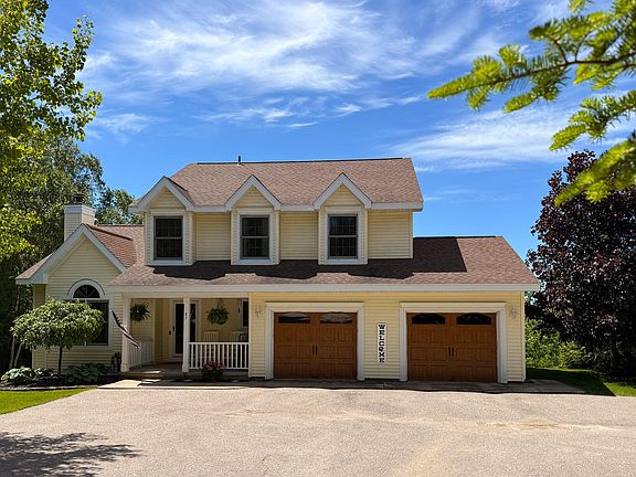 2nd image of 87 W Mackinac Heights Dr