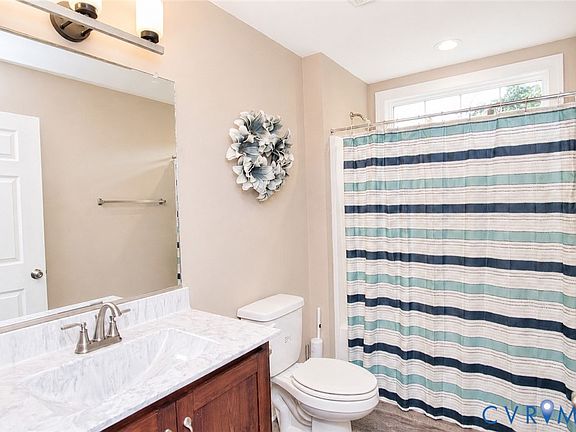 4th image of 2255 Mahixon Rd