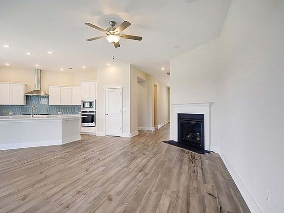 The Brentwood - Living Room