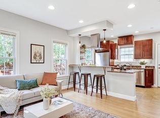 323 Elm St #3, Cambridge, MA 02139
