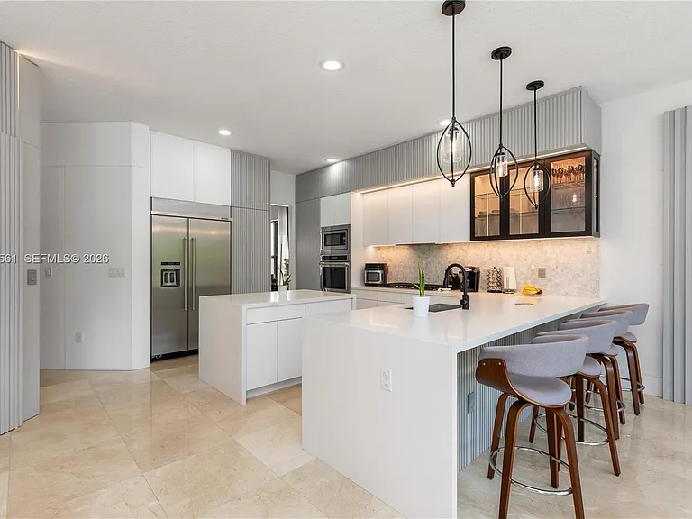 9529 Eden Roc Ct — Photo 25